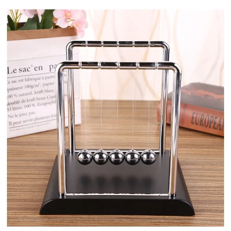 Newton's Cradle Balance Steel  - Home Office Architecture ulasan dan harga